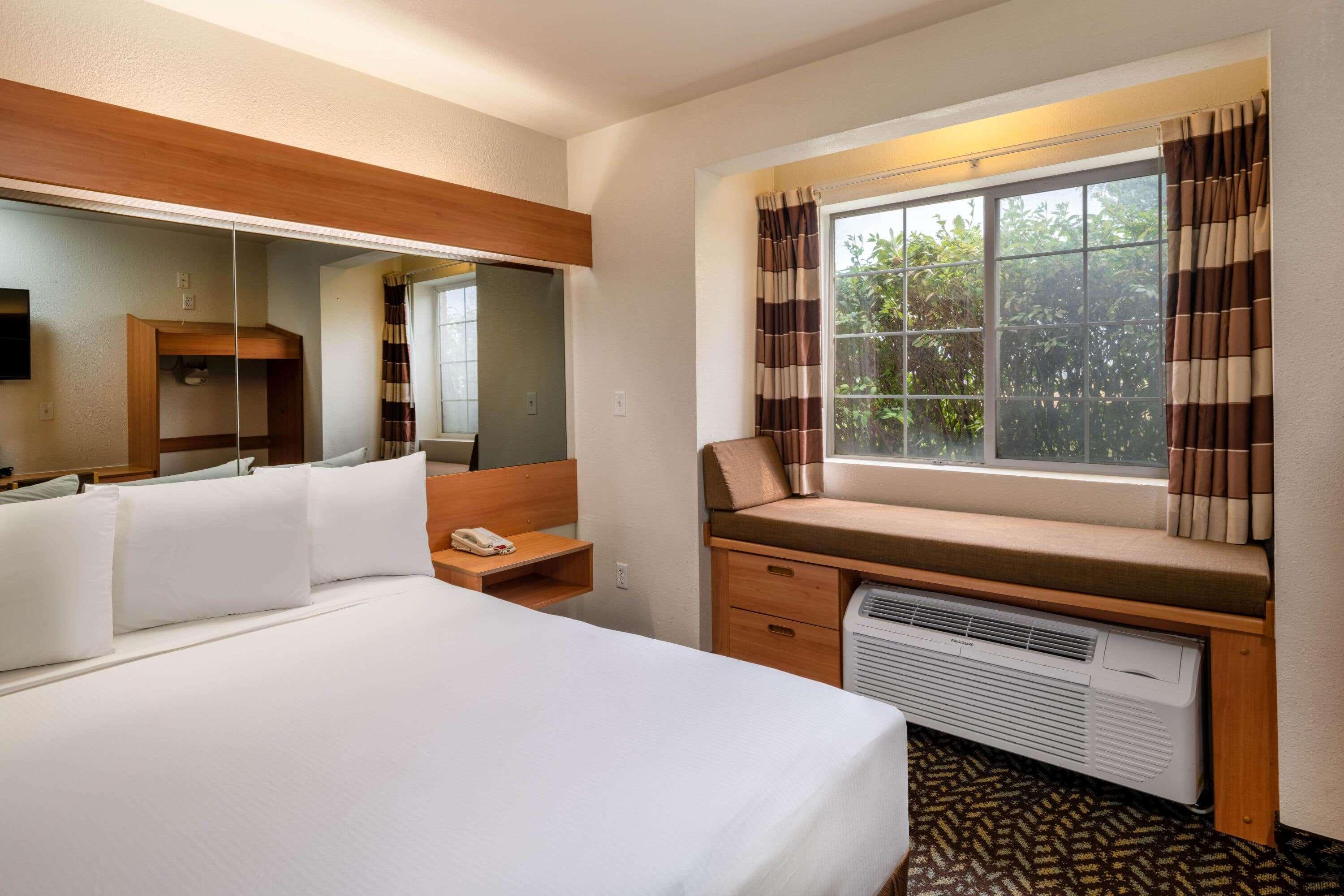 Microtel Inn & Suites By Wyndham Salt Lake City Airport Esterno foto