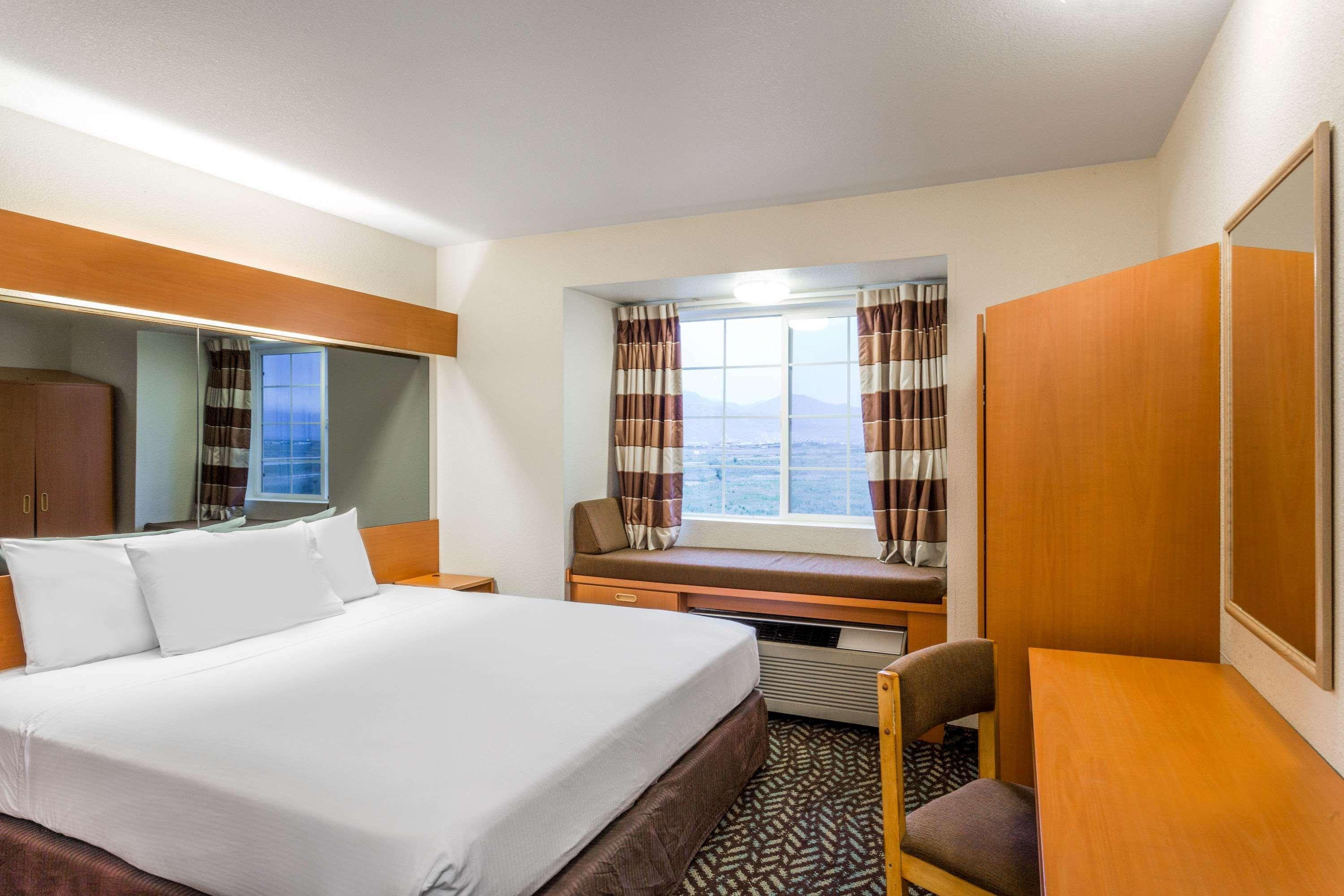 Microtel Inn & Suites By Wyndham Salt Lake City Airport Esterno foto