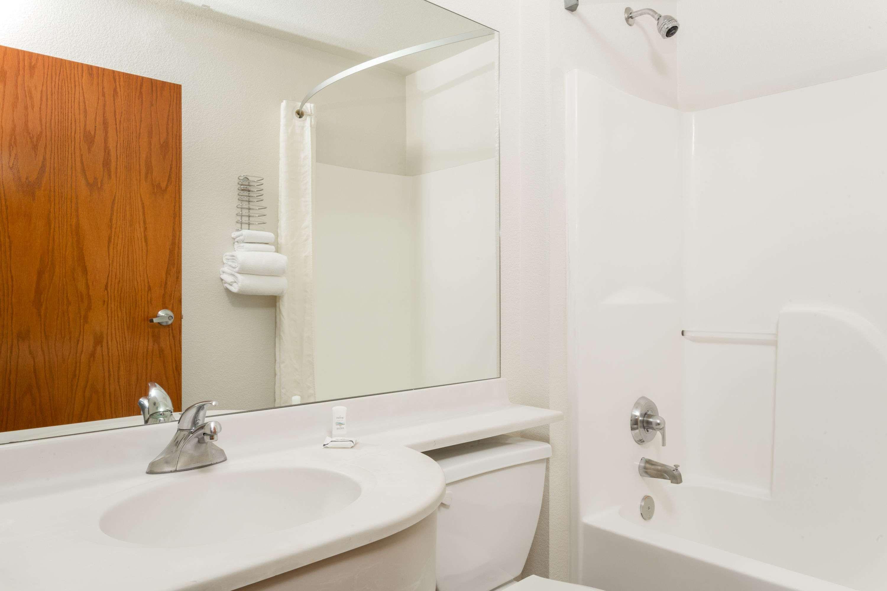 Microtel Inn & Suites By Wyndham Salt Lake City Airport Esterno foto