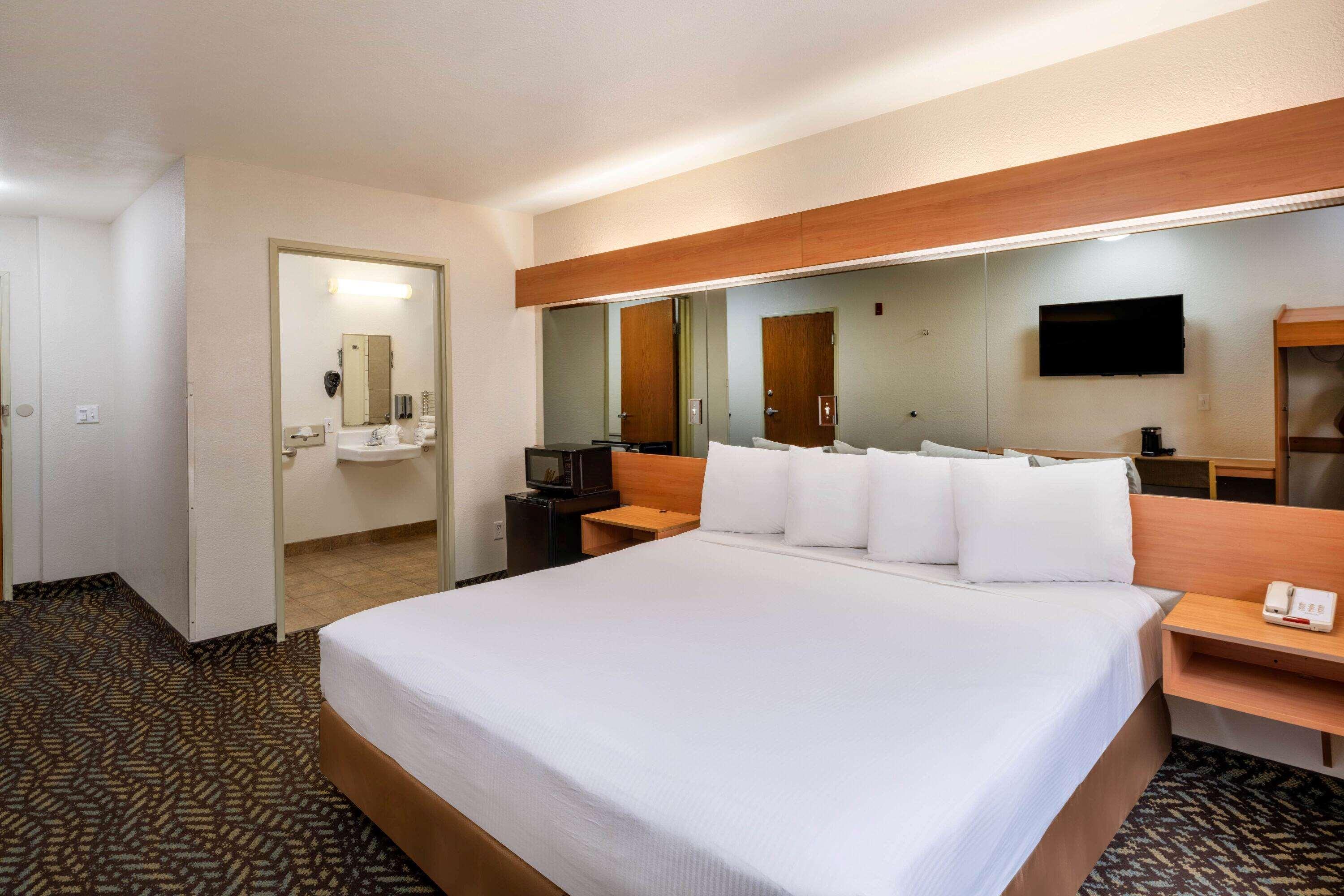 Microtel Inn & Suites By Wyndham Salt Lake City Airport Esterno foto