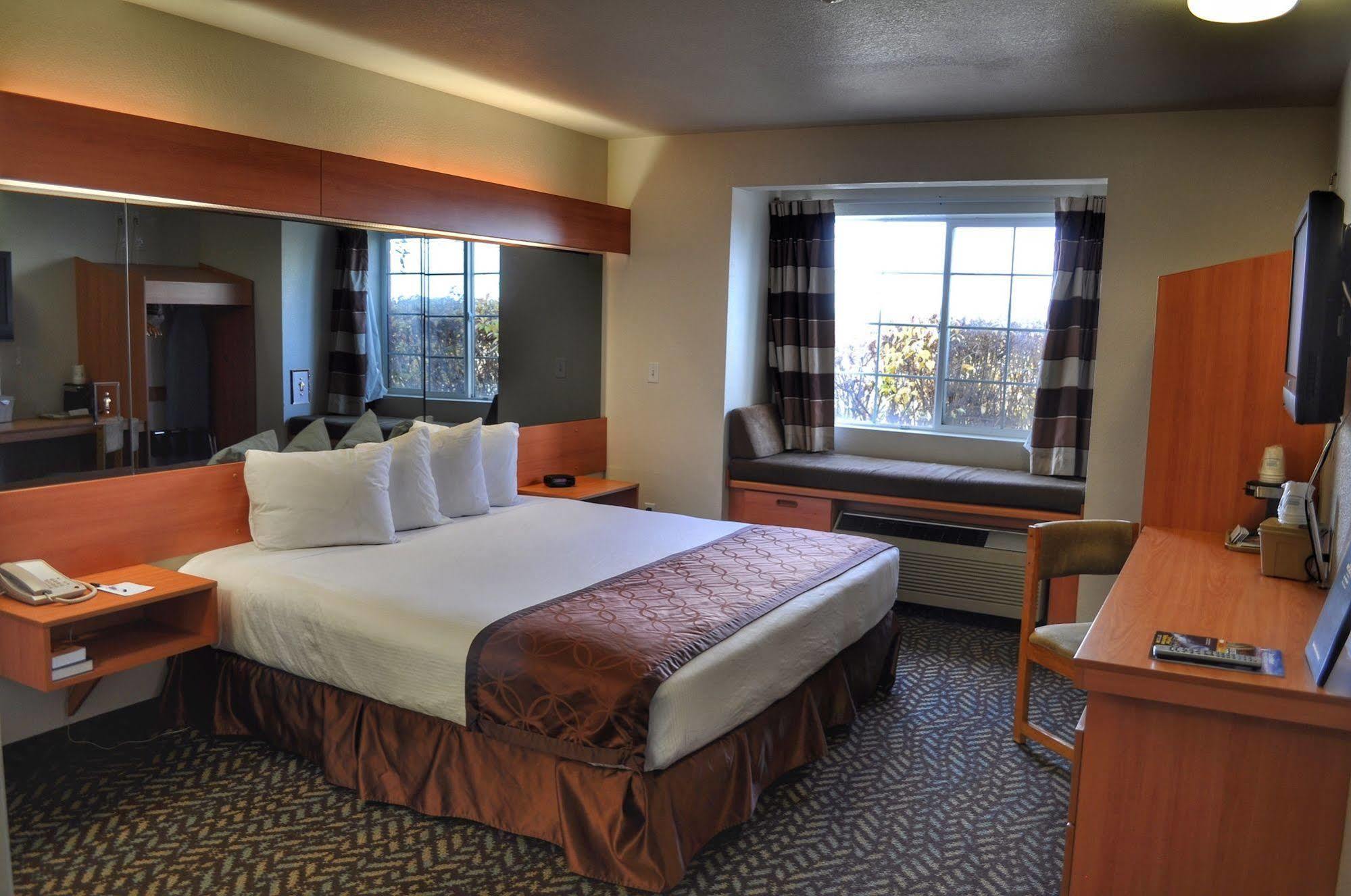 Microtel Inn & Suites By Wyndham Salt Lake City Airport Esterno foto
